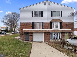 13020 Kelvin Ave, Philadelphia, PA 19116