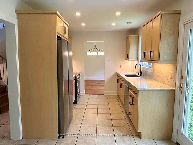 9 Banquo Rd — Photo 10