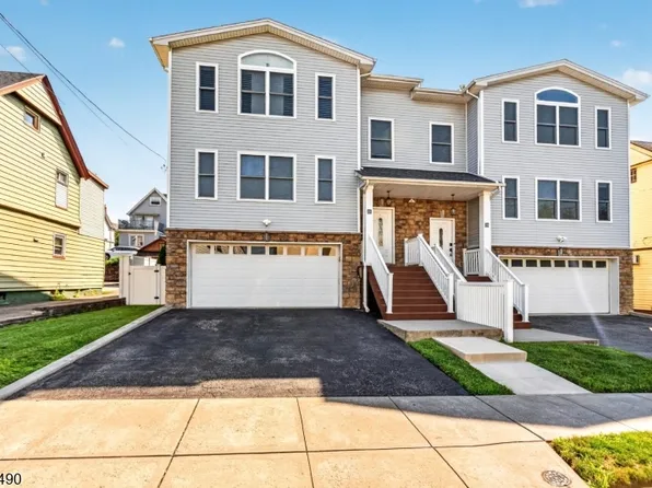 12 Washington Pl, Garfield City, NJ 07026