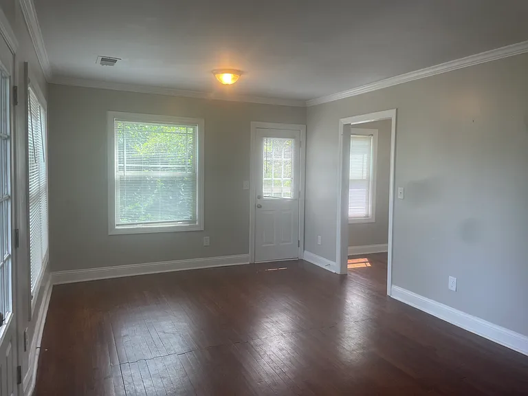 1065 Faith Ave SE — Photo 5