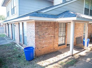 118 Peachtree Ct APT C, Kennedale, TX 76060