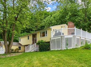 7 Lowman Cir, Peabody, MA 01960