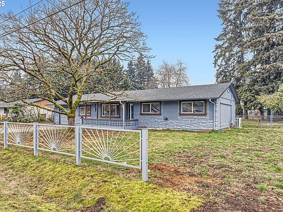 3rd image of 2204 NE 87th Ave