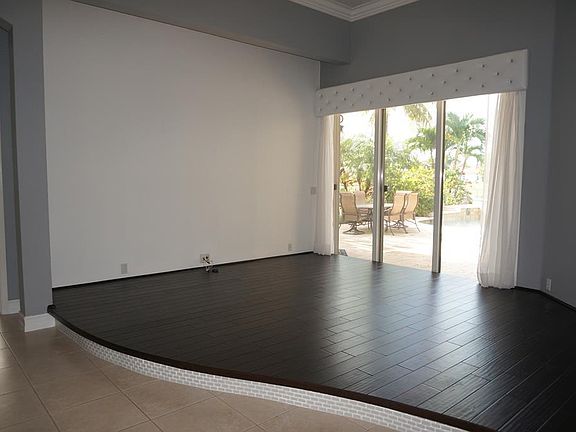 4th image of 4678 Island Reef Dr