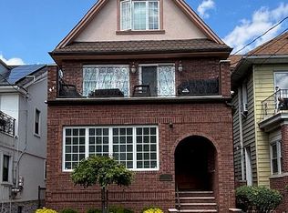 929 83rd St, Brooklyn, NY 11228