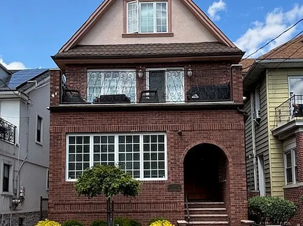 929 83rd St, Brooklyn, NY 11228
