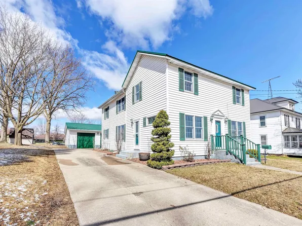 226 Bennett St, Clintonville, WI 54929