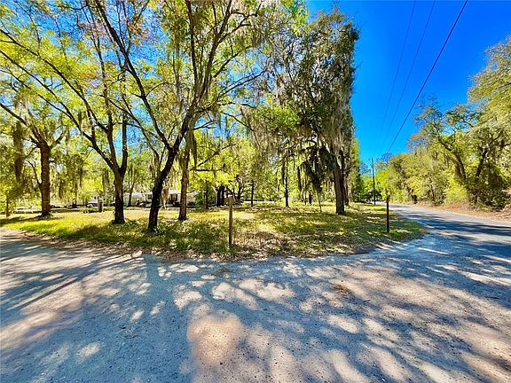 2nd image of Lot 2 SE 16TH STREET LOT 1