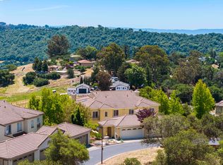 22284 E Lyndon Loop, Castro Valley, CA 94552