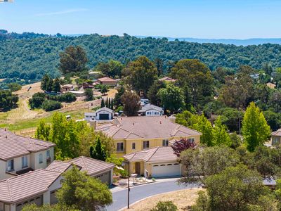 22284 E Lyndon Loop, Castro Valley, CA, 94552