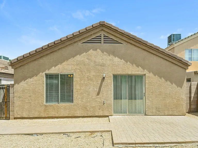 10849 E Carol Ave — Photo 16