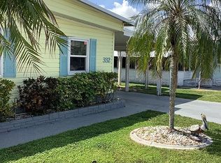 332 N Amers St, North Fort Myers, FL 33903