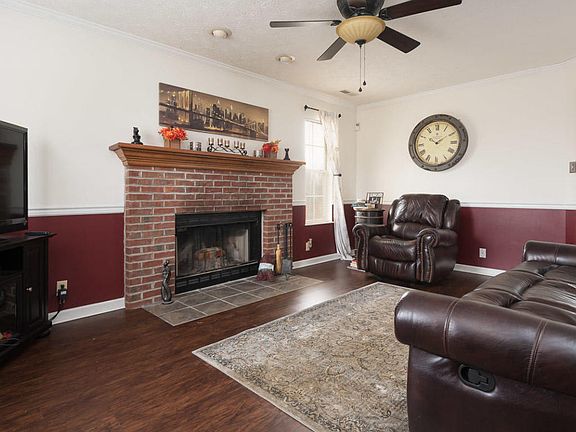 2nd image of 10154 Red Hellard Ln