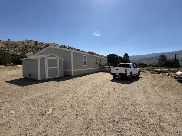2124 Pasadena Ln, Lake Isabella, CA 93240