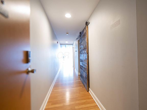 3rd image of 100 E Gay St #3F