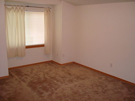 5th image of 14354 Stone Ave N
