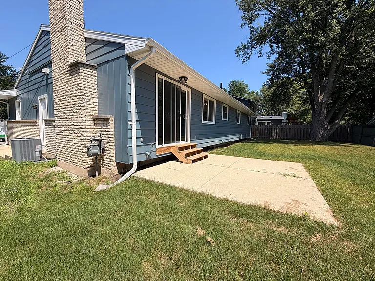 2538 Berwyck Rd SE — Photo 40