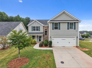 2711 Glenn Abbey Ln, Browns Summit, NC 27214