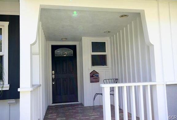 2nd image of 1107 N Raymond Ave