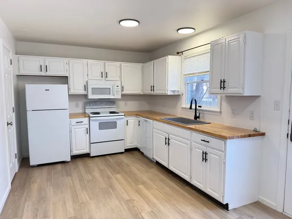 76 Cranfield Ct, Elizabethtown, PA 17022