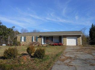 654 Earl North Rd, Newnan, GA 30263