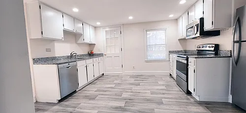 34 Pond St #3 Photo 1