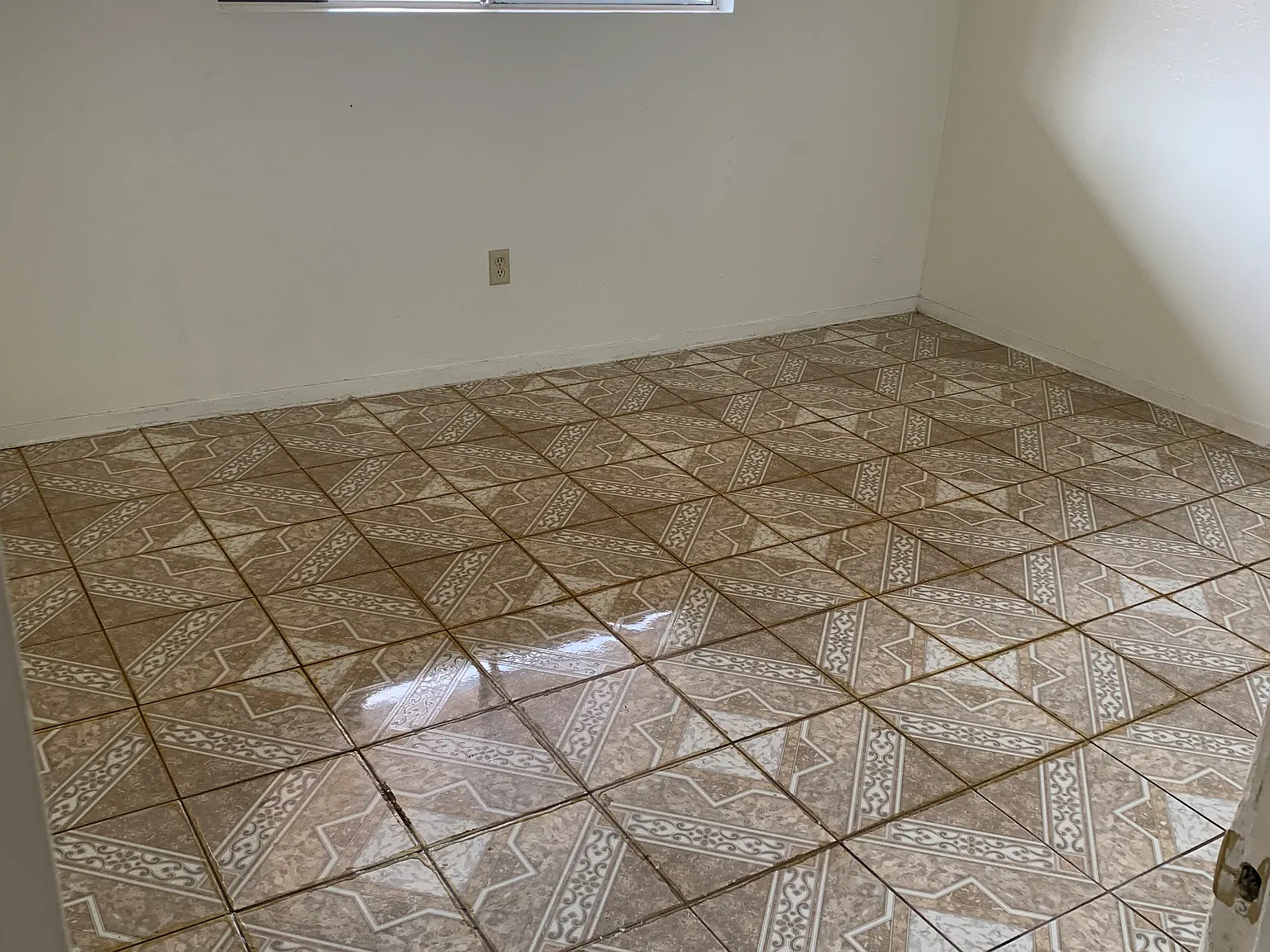 2 bed, 675 sqft, $1,300 — Photo 4