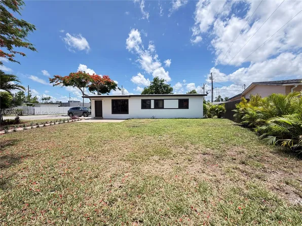 2930 SW 106th Ave, Miami, FL 33165