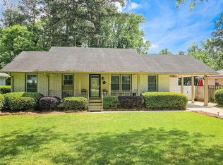 2413 Hunting Valley Dr, Decatur, GA 30033
