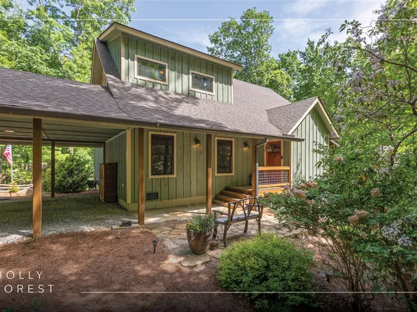 165 Hawthorn Court, Sapphire, NC 28774