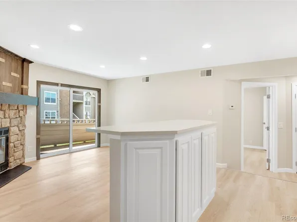 12043 W Cross Drive #204, Littleton, CO 80127