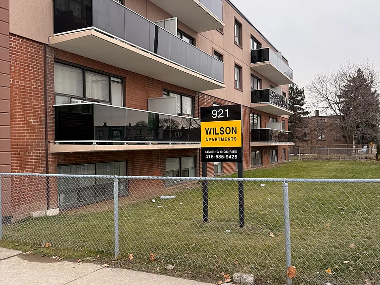 923 Wilson Ave — Photo 18