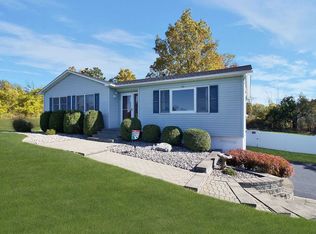 66 Meadow Ridge Ln, Lagrangeville, NY 12540