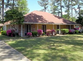 6214 Landmor Dr, Greenwell Springs, LA 70739