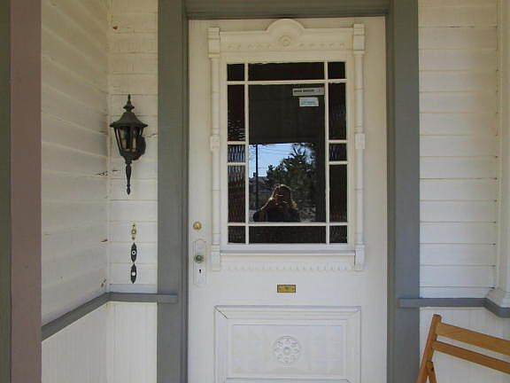 3rd image of 464 W Clay Ave