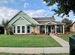 1625 Rocky Point Dr, Lewisville, TX 75077