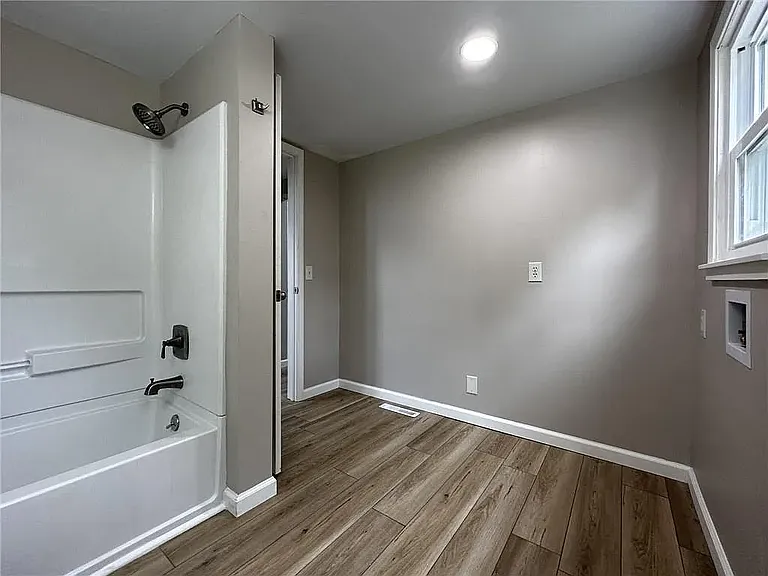 6401 Sherman St — Photo 14