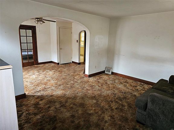 4th image of 3412 Maybelle Dr