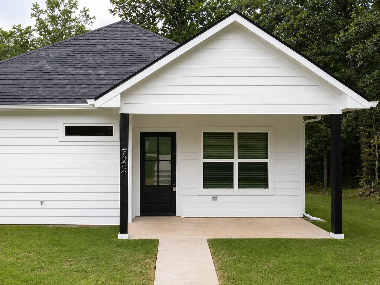 722 East Woodard Street, Denison 75021 — Photo 4