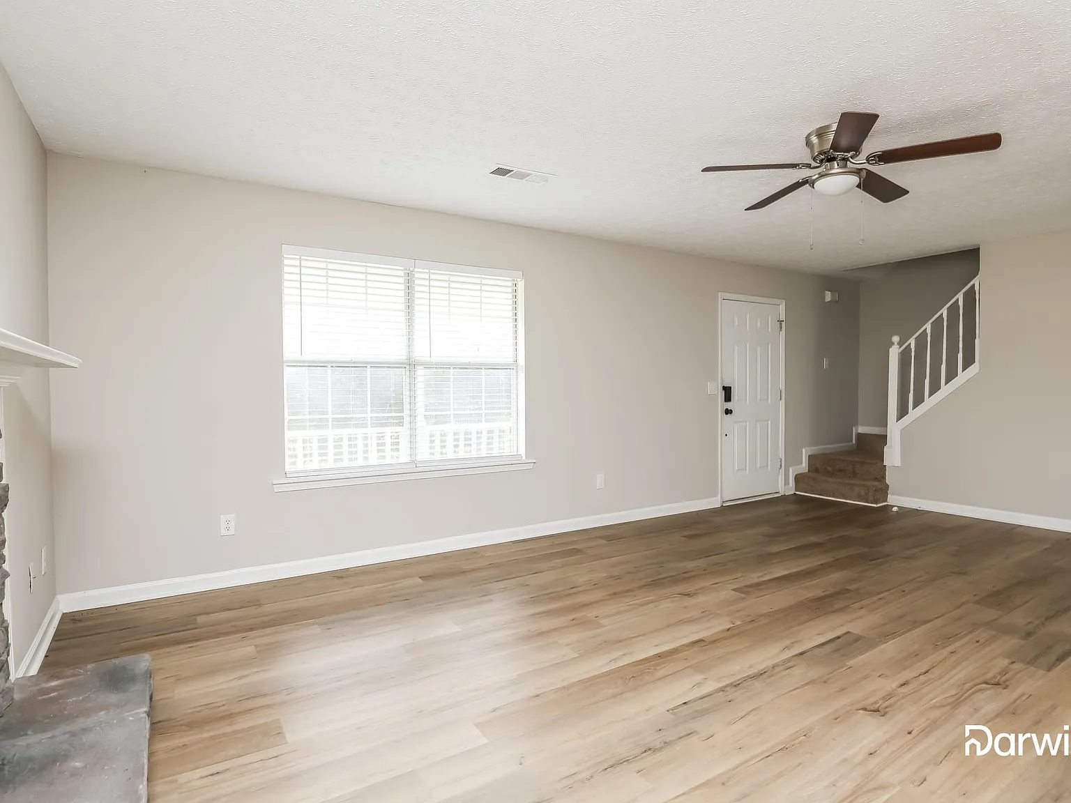 3 bed, 2.0 bath, 1678 sqft, $1,950 — Photo 4