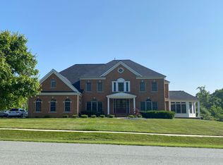 16207 Hidden Ponds Way, Gaithersburg, MD 20878