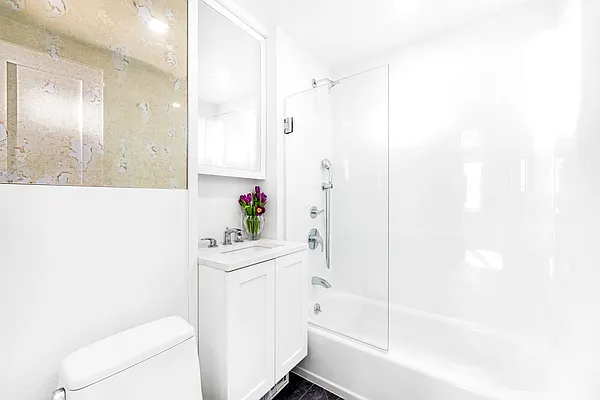 Sold by Douglas Elliman | media 32