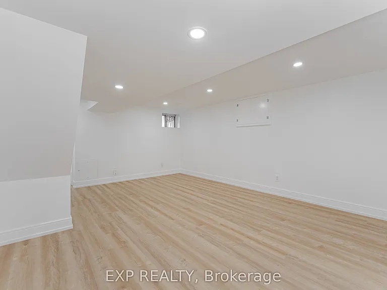 716 Brock Ave #B — Photo 13