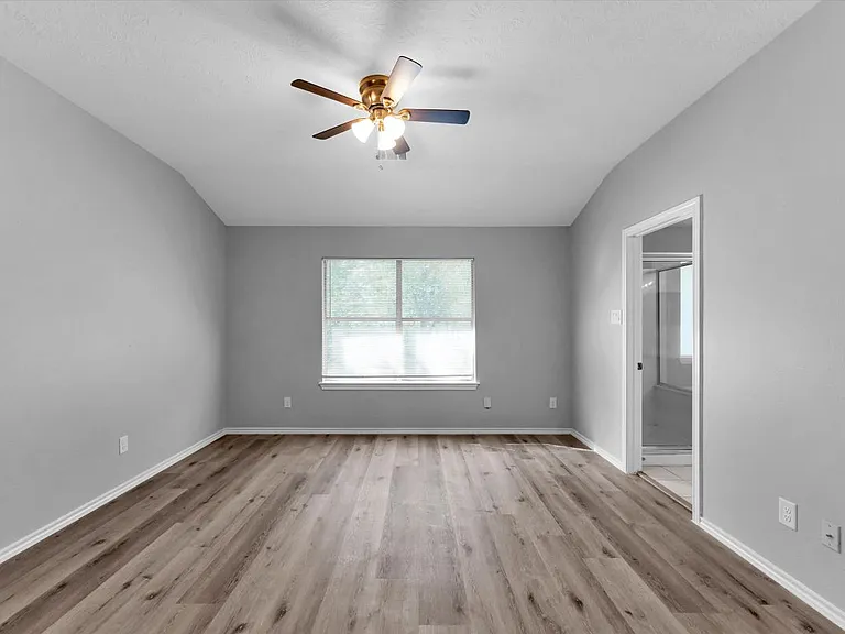 16007 Sandy Path Ln — Photo 13