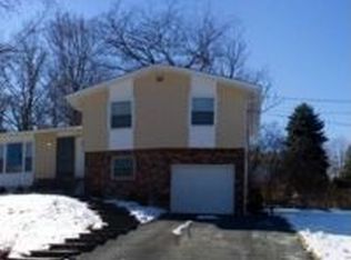 23 Collier Dr E, Carmel, NY 10512