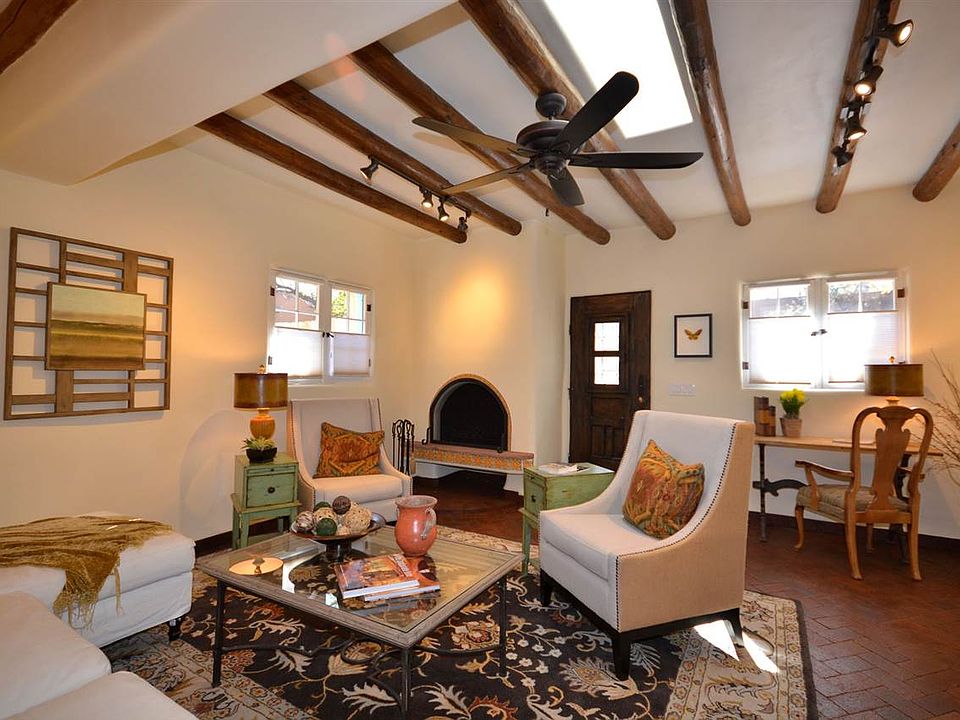 1st image of 705 1/2 Galisteo St
