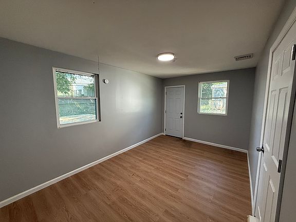 3rd image of 59 Saint John Dr