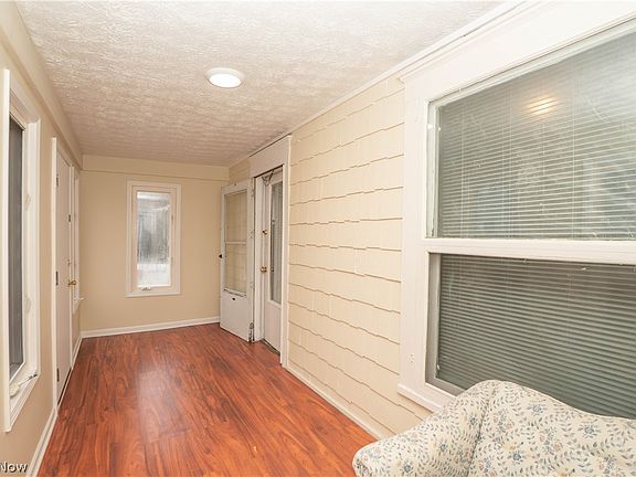 3rd image of 81 E Dalton St