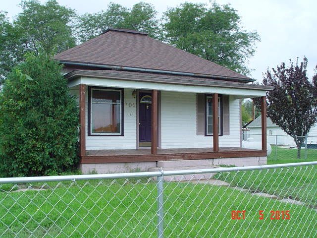 2nd image of 201 Front Ave