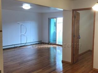2050 45th St APT 2, Astoria, NY 11105